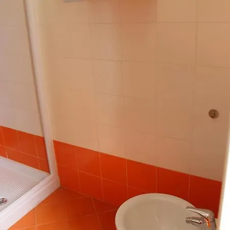 Due Torri Al 9 Piano Con Splendida Vista Mare Apartamento *